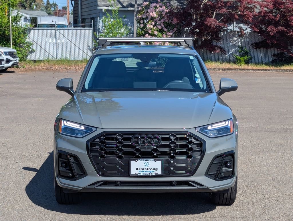 Used 2023 Audi Q5 e Premium Plus w/ Premium Plus Package AWD/4WD image 8