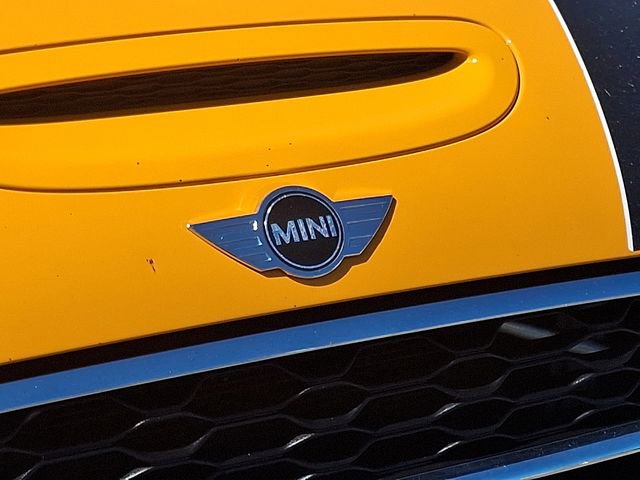Used 2015 MINI Cooper S FWD image 10