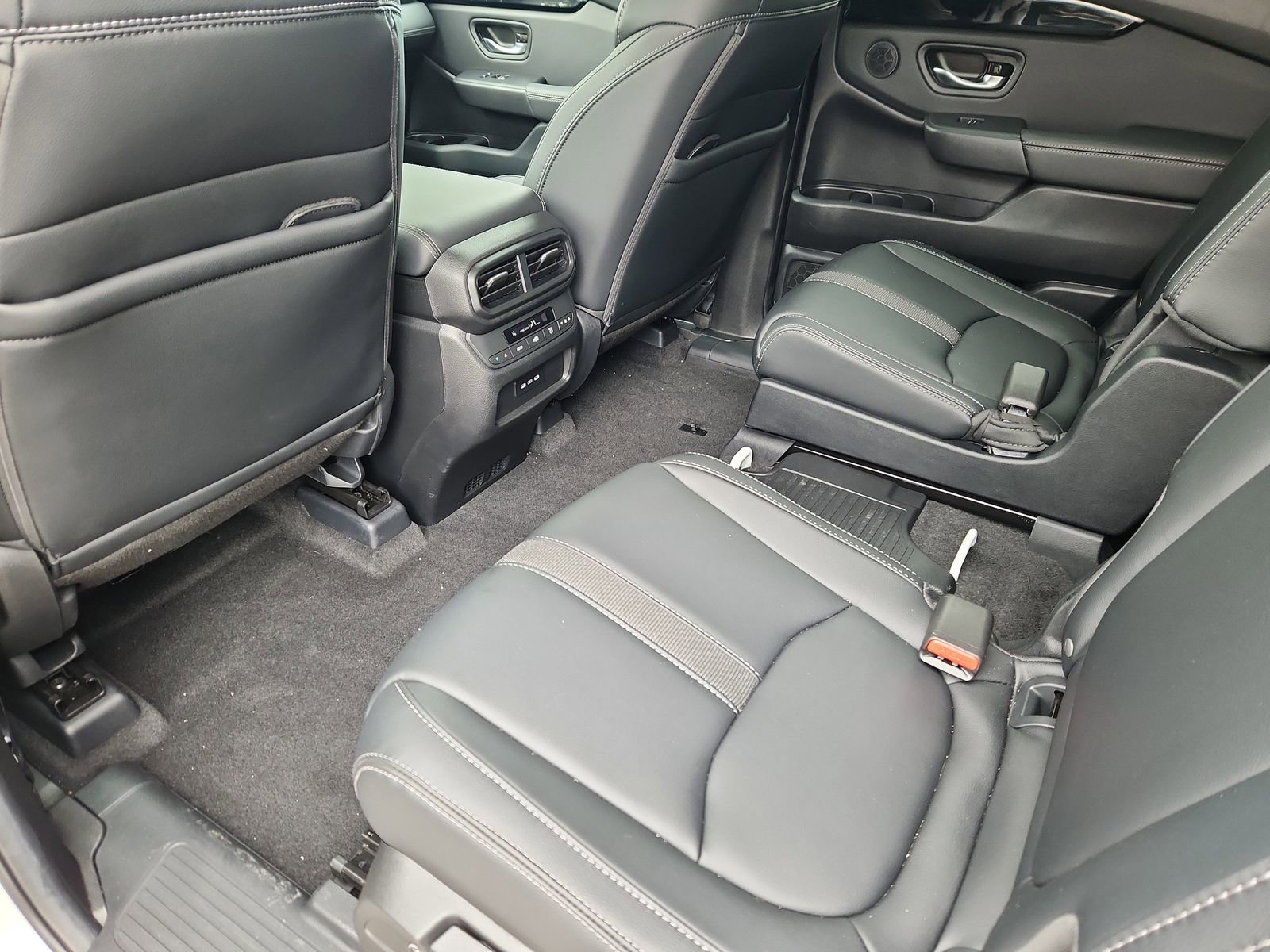 Certified 2025 Honda Pilot EX-L image 11
