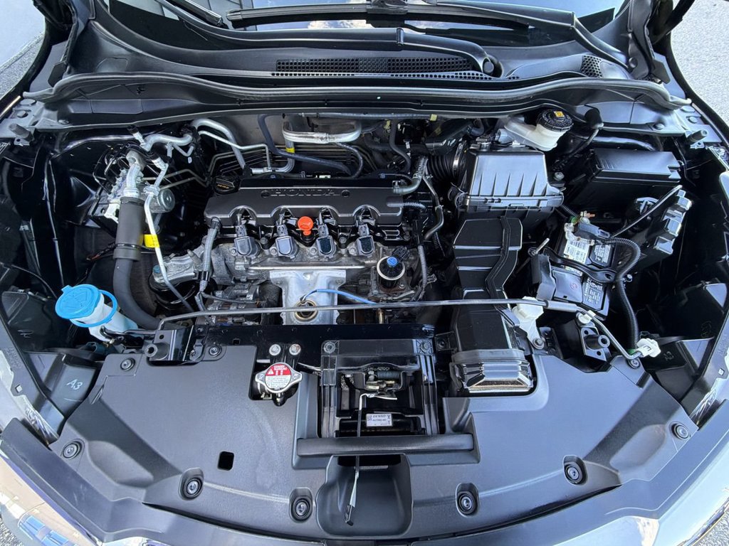 Used 2022 Honda HR-V LX image 14