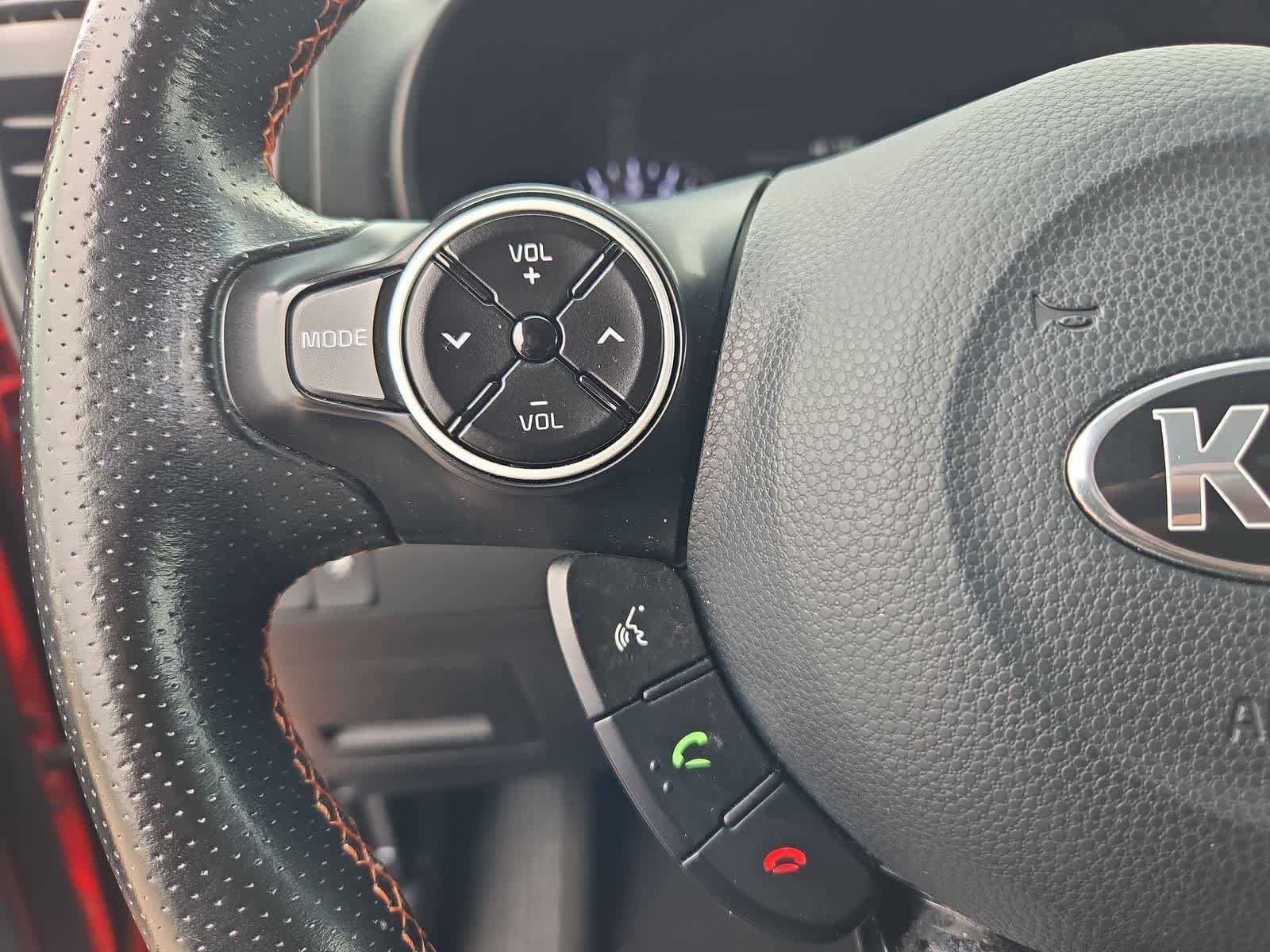 Used 2019 Kia Soul ! FWD image 22