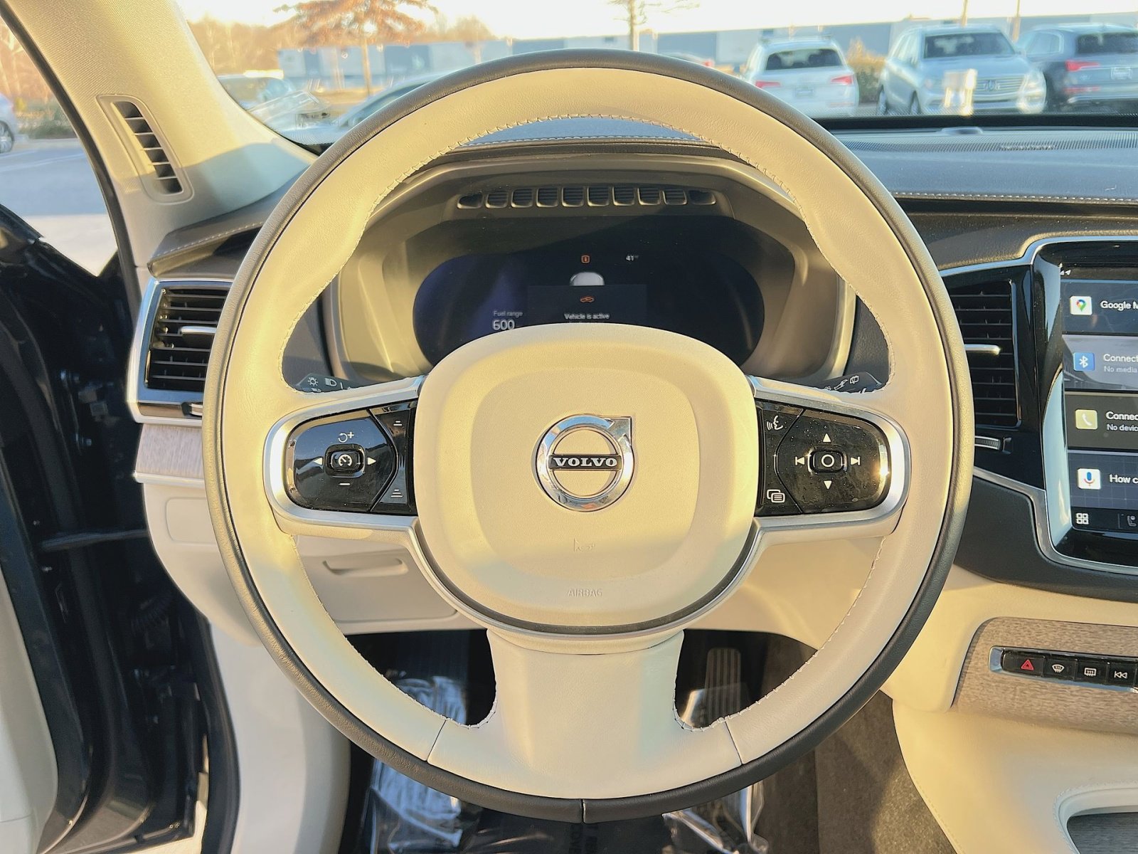 Certified 2024 Volvo XC90 B6 Ultimate w/ Protection Package Premier image 16