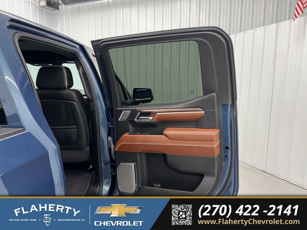 Used 2024 GMC Sierra 1500 Denali Ultimate image 12