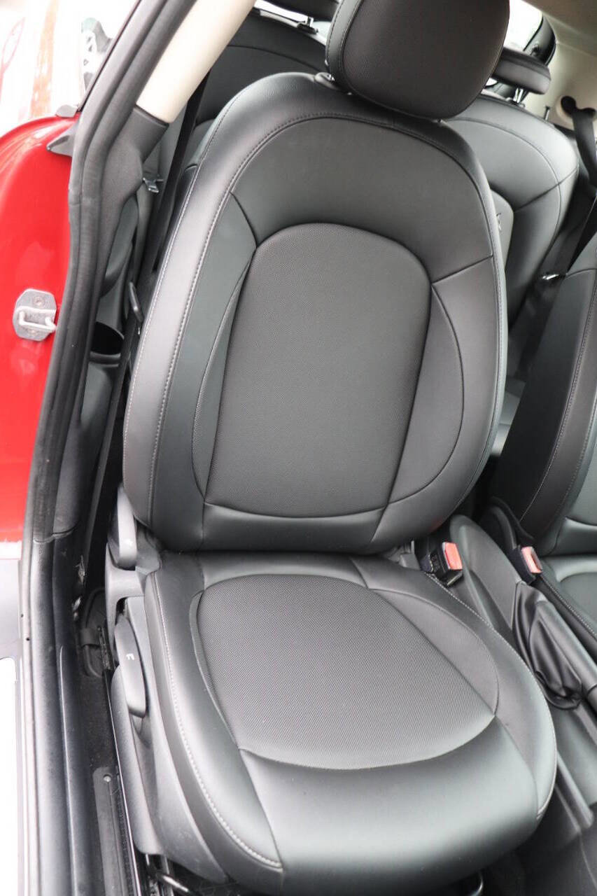 Used 2014 MINI Cooper 2-Door Hardtop FWD image 26