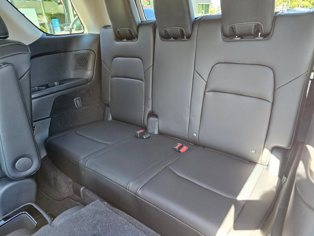 New 2026 Nissan Pathfinder SL w/ SL Premium Package AWD/4WD image 14