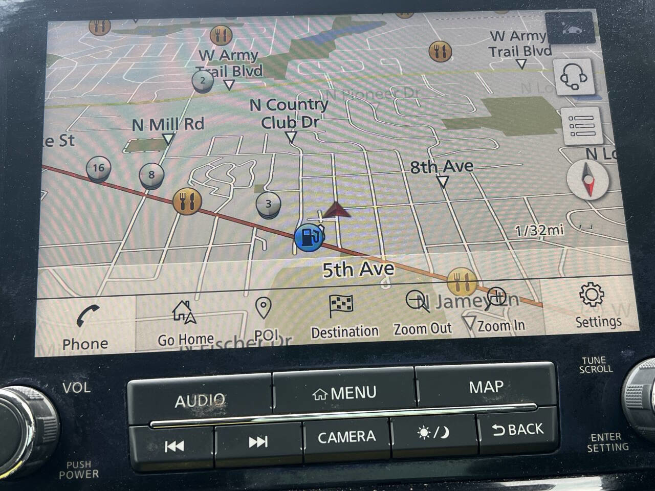 Used 2020 Nissan Titan SV w/ SV Convenience Package image 27