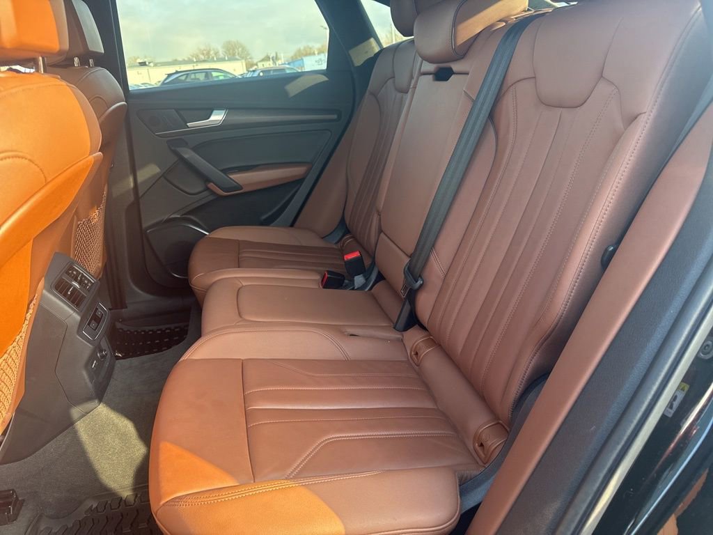 Used 2023 Audi Q5 2.0T Premium w/ Convenience Package AWD/4WD image 36