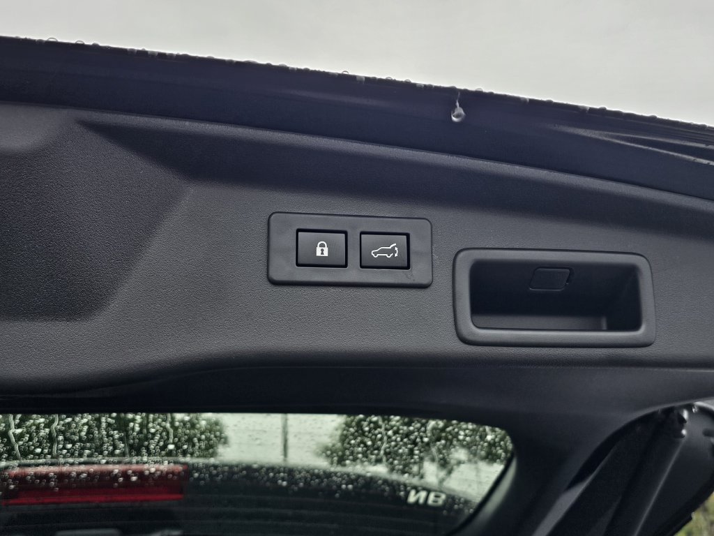 New 2026 Subaru Outback Touring AWD/4WD image 10