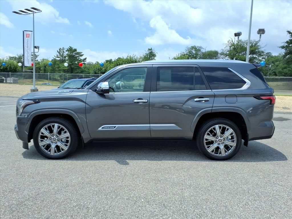 Certified 2024 Toyota Sequoia Capstone AWD/4WD image 8
