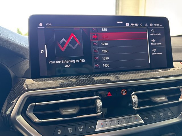 Used 2025 BMW X4 M w/ Premium Package image 34