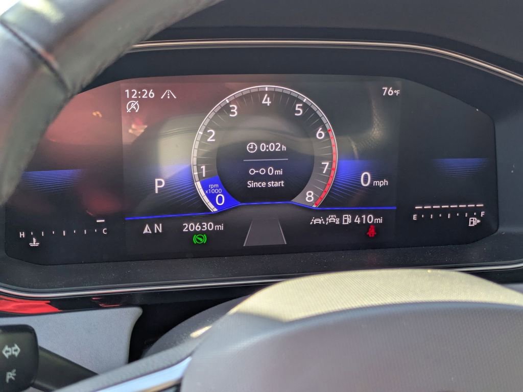 Used 2025 Volkswagen Jetta SE image 19