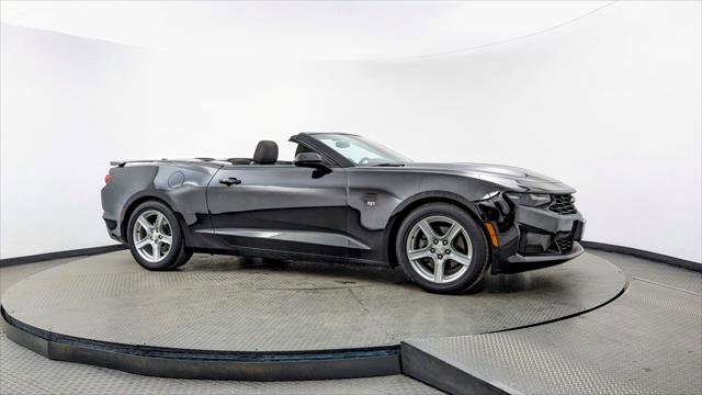 Used 2020 Chevrolet Camaro LT image 11