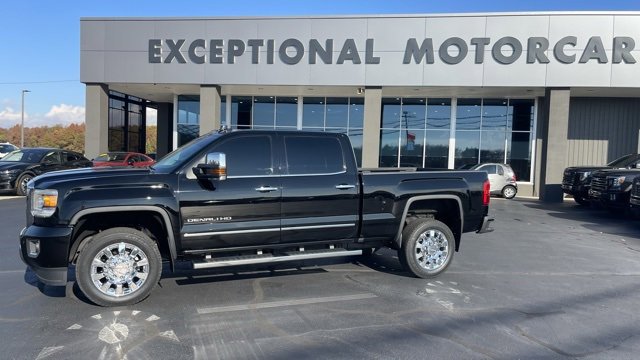 Used 2016 GMC Sierra 2500 Denali w/ Driver Alert Package image 2