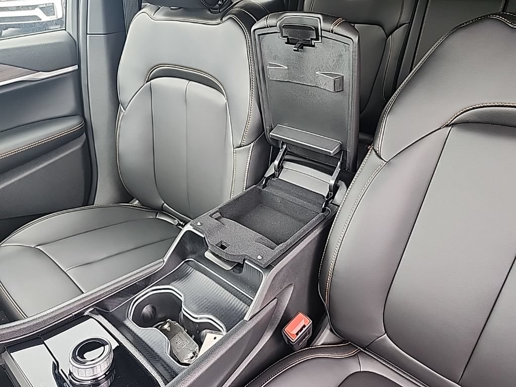 New 2026 Jeep Grand Cherokee Limited AWD/4WD image 24