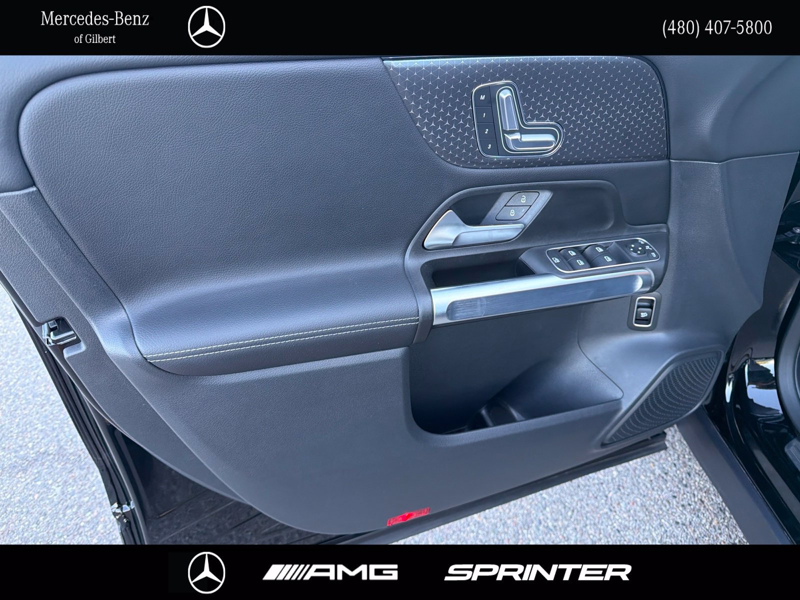 Used 2026 Mercedes-Benz GLB 250 image 11