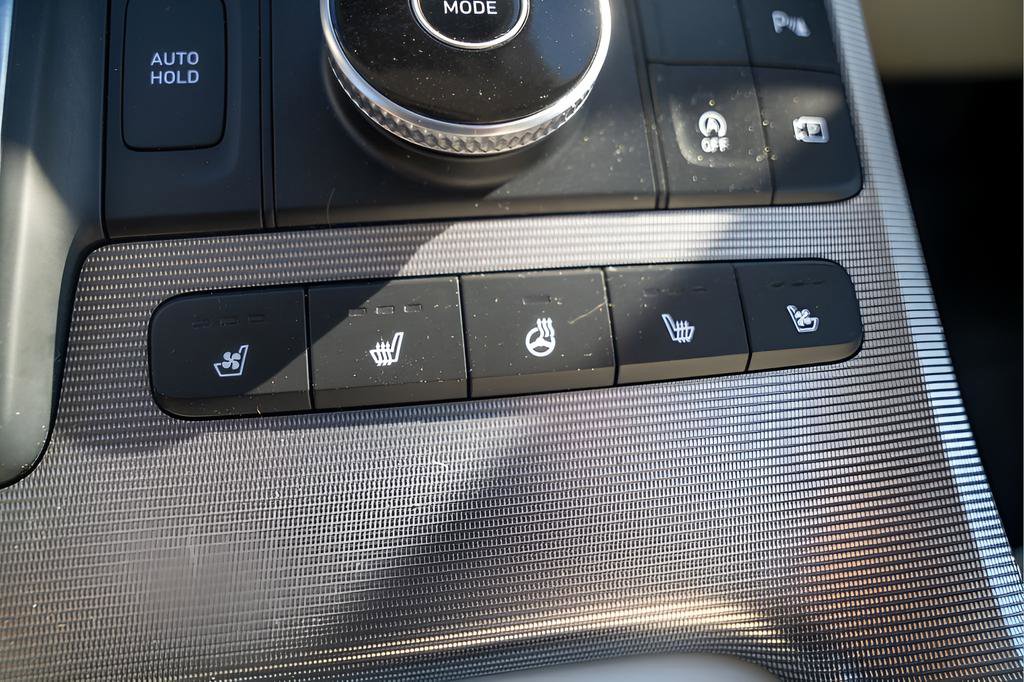 Used 2024 Hyundai Palisade Calligraphy image 30