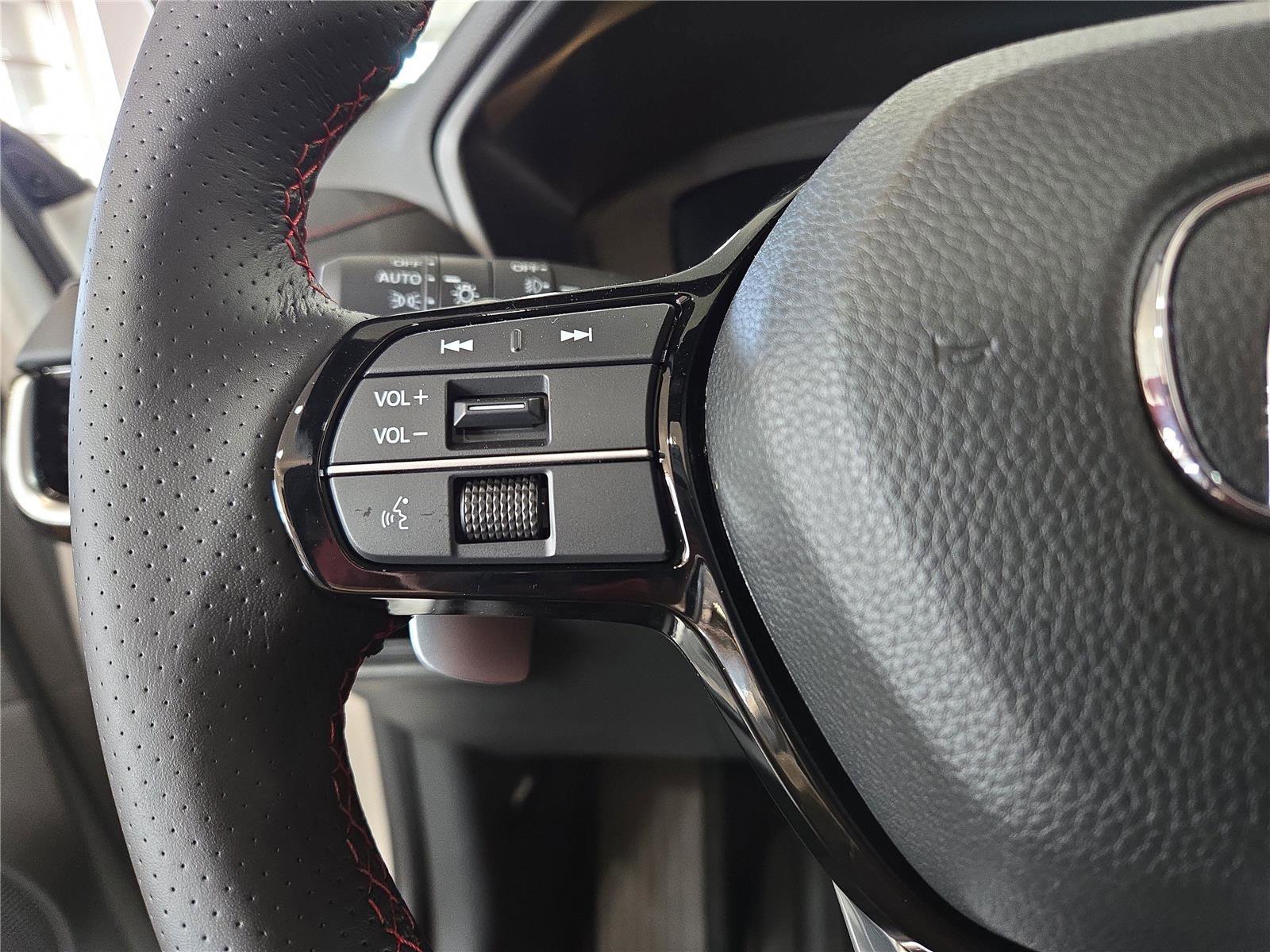 New 2025 Acura ADX A-Spec image 4