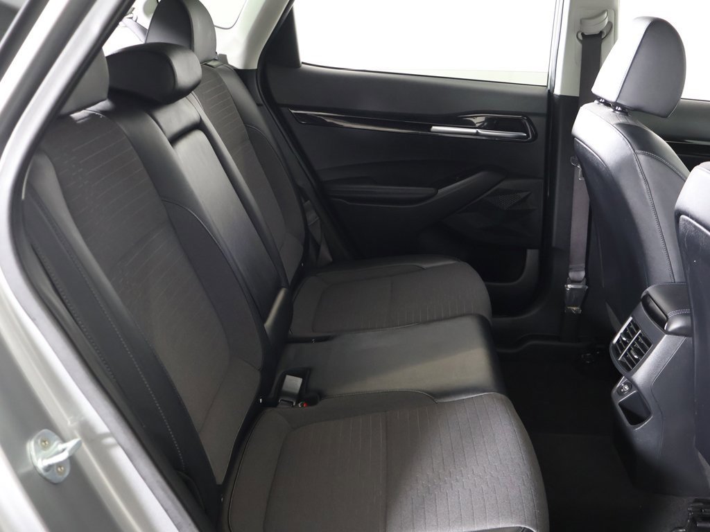 Used 2023 Kia Seltos S w/ Navigation Package image 32