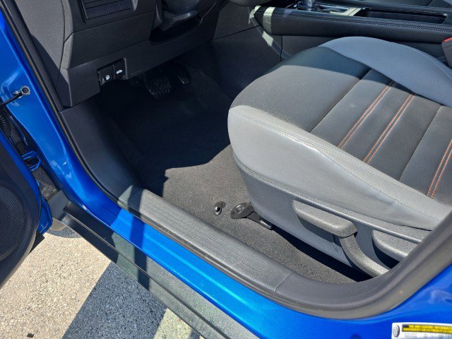 Used 2021 Nissan Kicks SR w/ SR Premium Package image 16