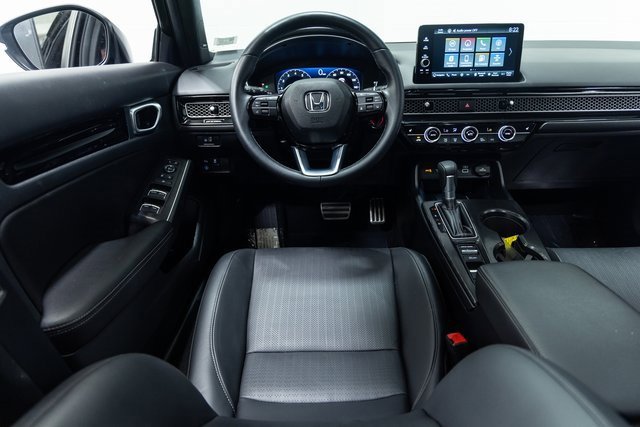 Used 2024 Honda Civic Sport Touring image 3