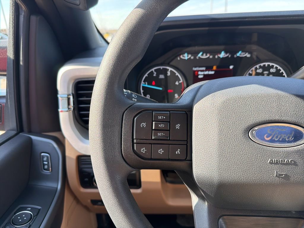 New 2026 Ford F250 4x4 Crew Cab Super Duty image 13