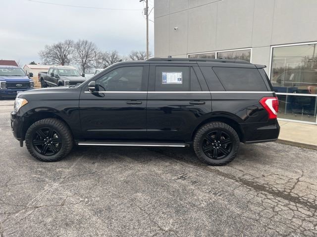 Used 2020 Ford Expedition XLT w/ Equipment Group 202A image 8