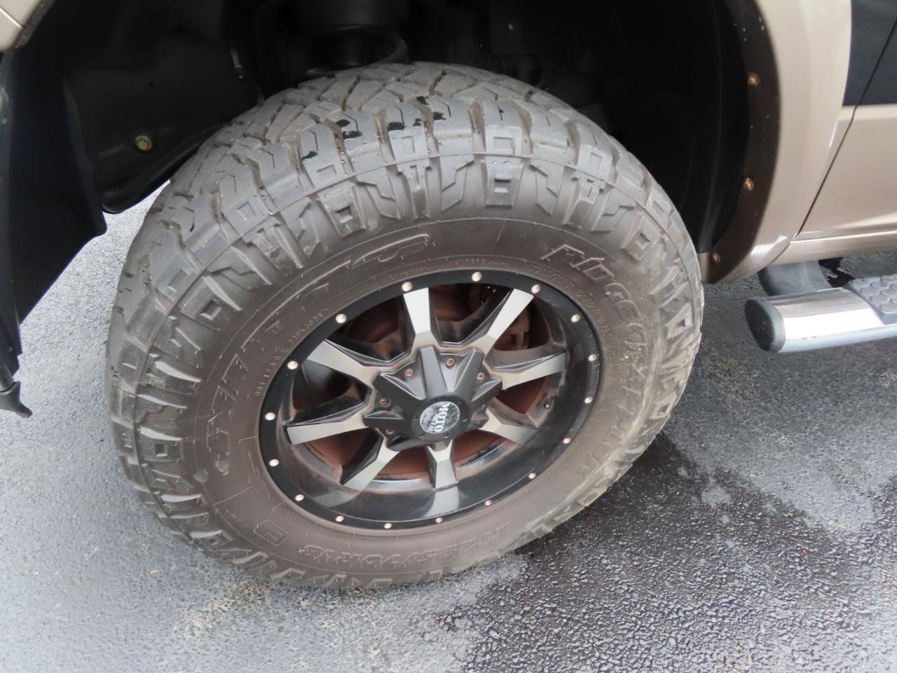 Used 2010 Dodge Ram 2500 Truck Laramie w/ Protection Group AWD/4WD image 10