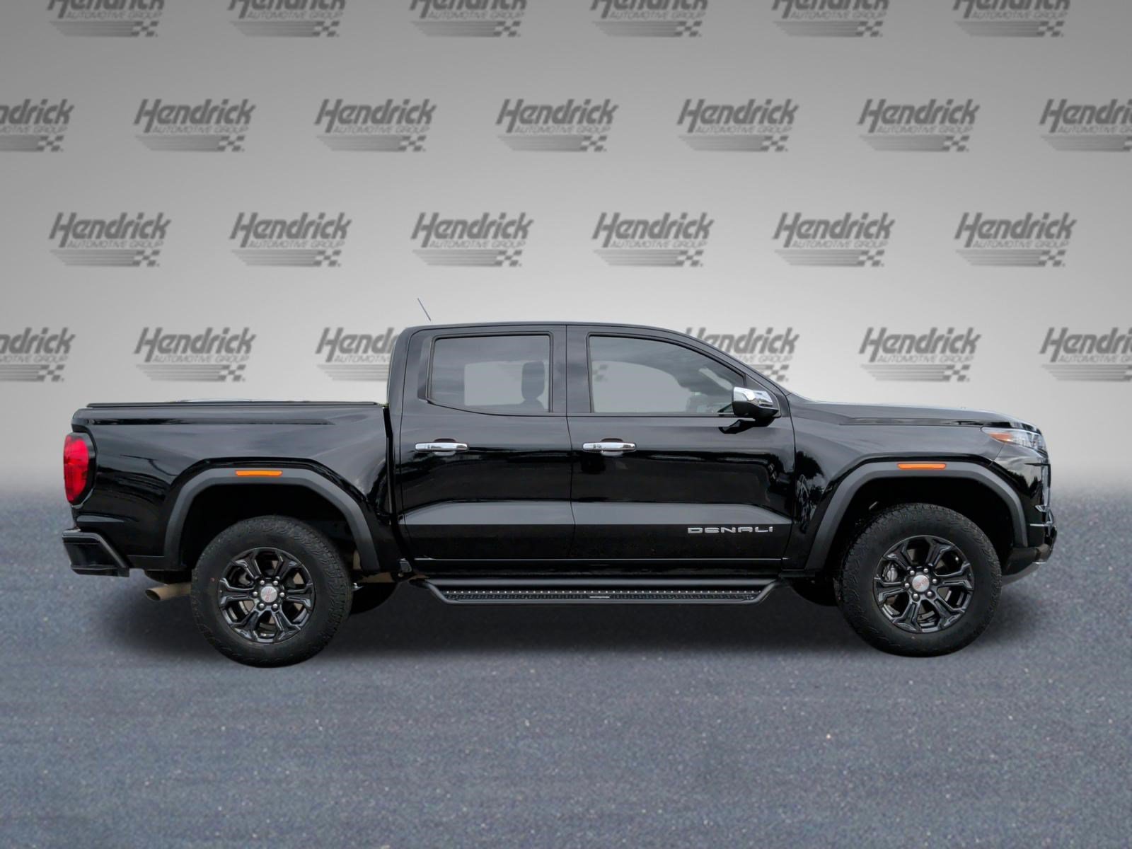 Used 2023 GMC Canyon Denali w/ Denali Black Edition AWD/4WD image 6