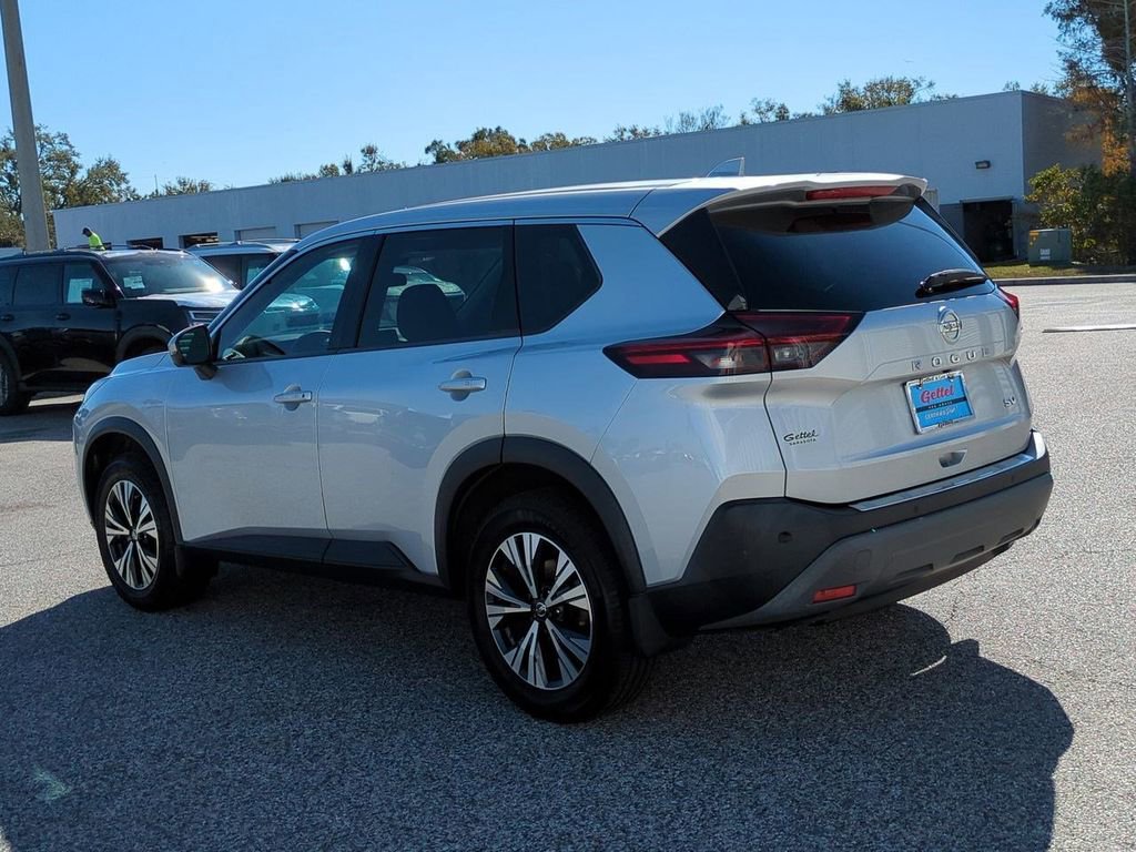 Certified 2021 Nissan Rogue SV image 7