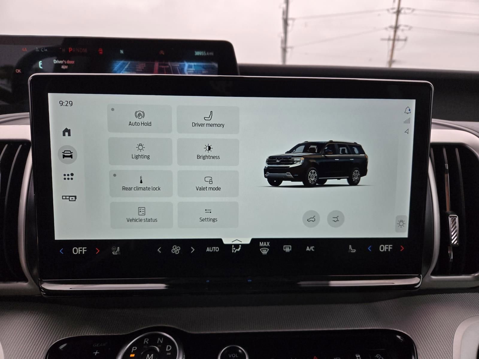 Used 2025 Ford Expedition Max Active AWD/4WD image 12