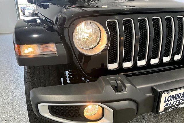 Used 2023 Jeep Wrangler Unlimited Sahara w/ Cold Weather Group AWD/4WD image 41