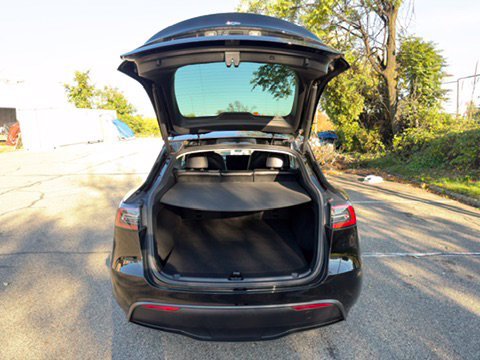 Used 2023 Tesla Model Y Long Range AWD/4WD image 9