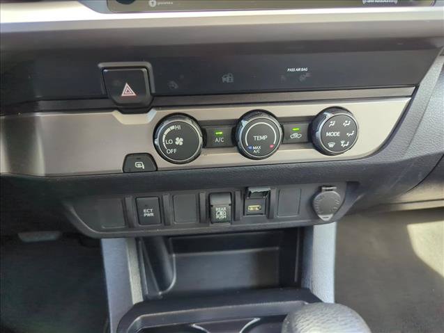 Used 2020 Toyota Tacoma SR5 RWD image 11