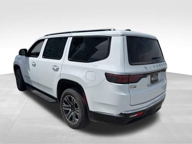 Used 2024 Jeep Wagoneer 4WD w/ Premium Group I image 7