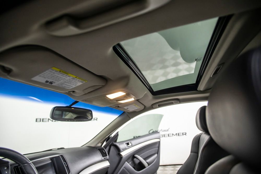 Used 2012 INFINITI G37 x w/ Premium Pkg image 25