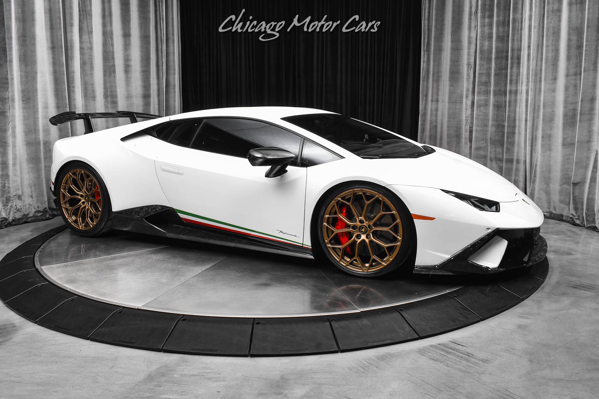 Used 2018 Lamborghini Huracan Performante image 6