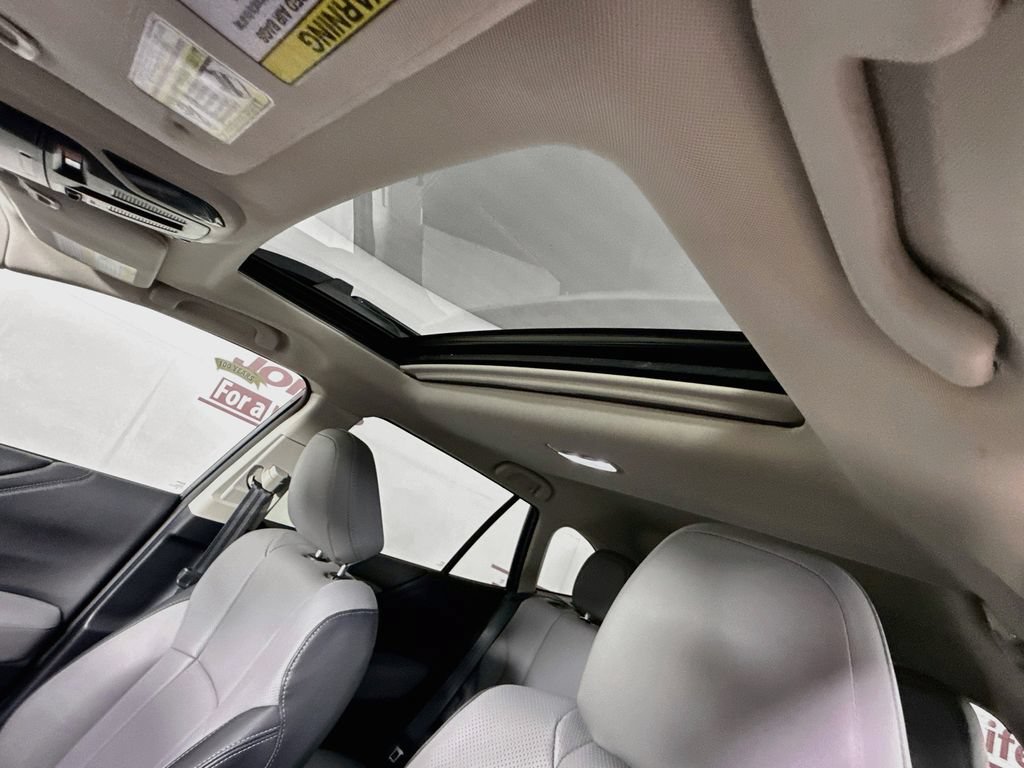 Used 2023 Subaru Outback Limited AWD/4WD image 12