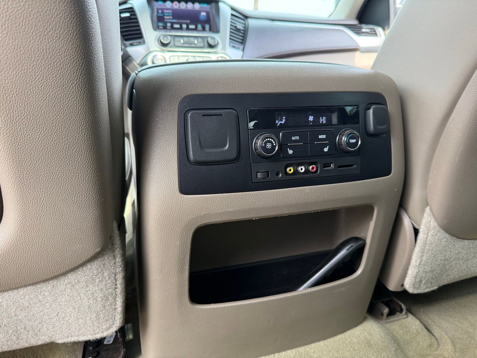 Used 2016 Chevrolet Tahoe LTZ AWD/4WD image 29