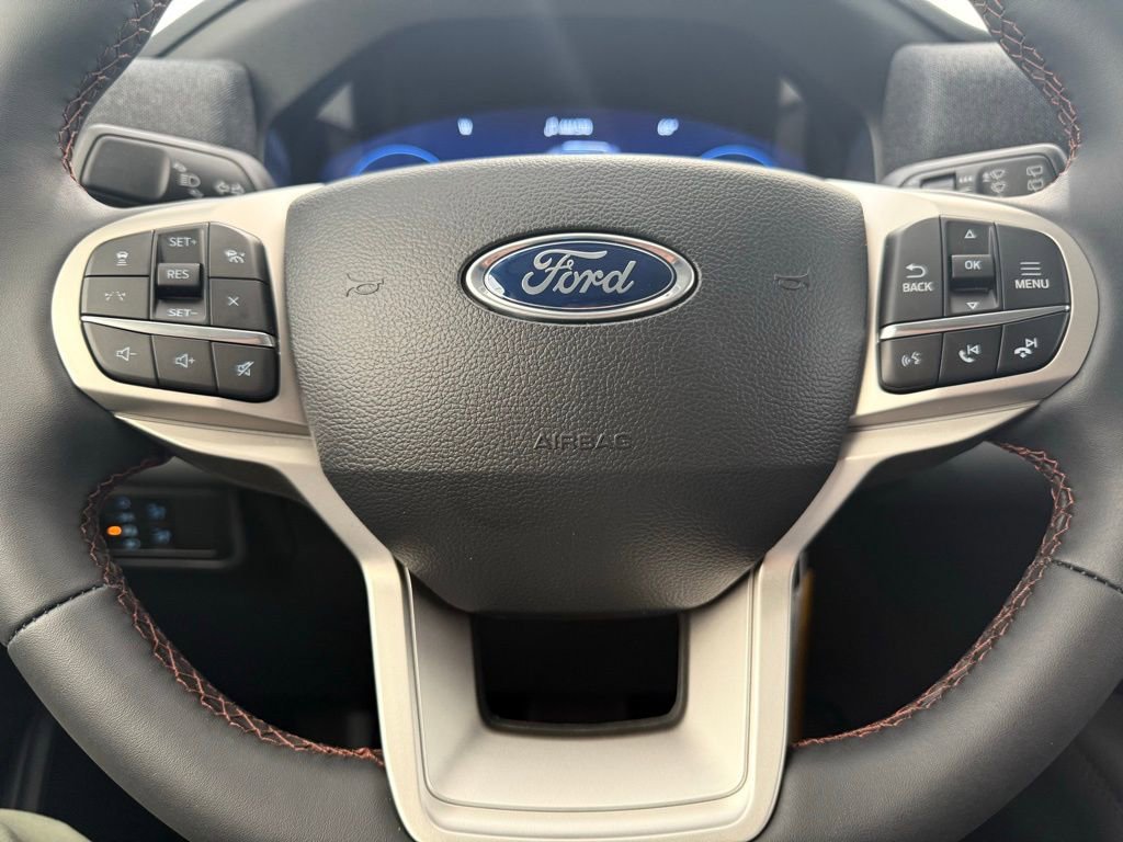 New 2025 Ford Explorer Active image 32