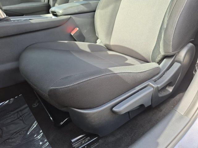 Used 2025 Nissan Sentra SV FWD image 14