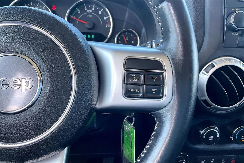 Used 2014 Jeep Wrangler Unlimited Sport image 11
