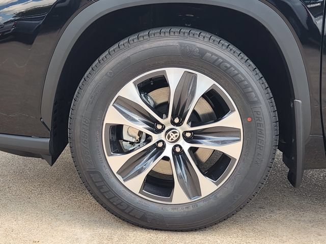 New 2026 Toyota Highlander XLE AWD/4WD image 8