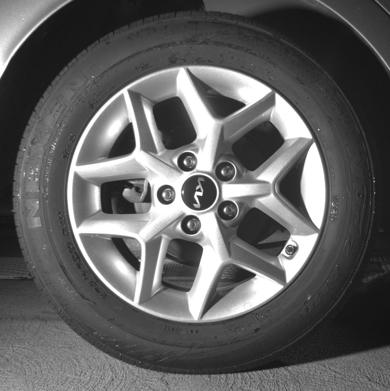 Used 2025 Kia Soul LX w/ LX Technology Package FWD image 26