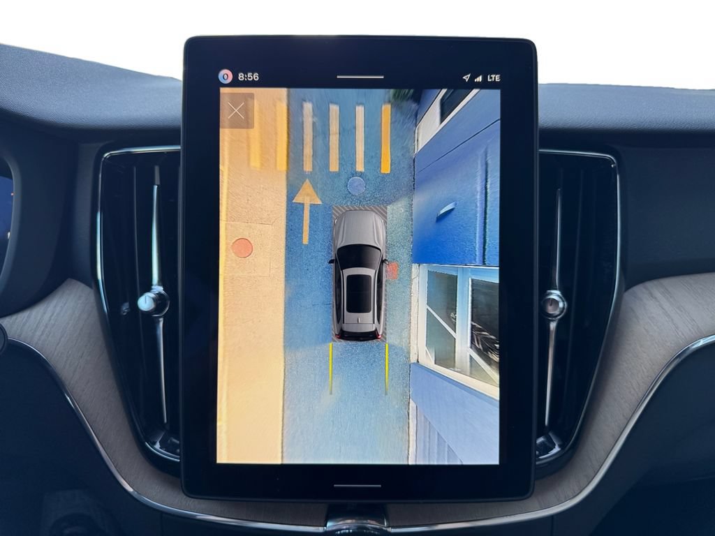 Certified 2026 Volvo XC60 B5 Plus AWD/4WD image 19