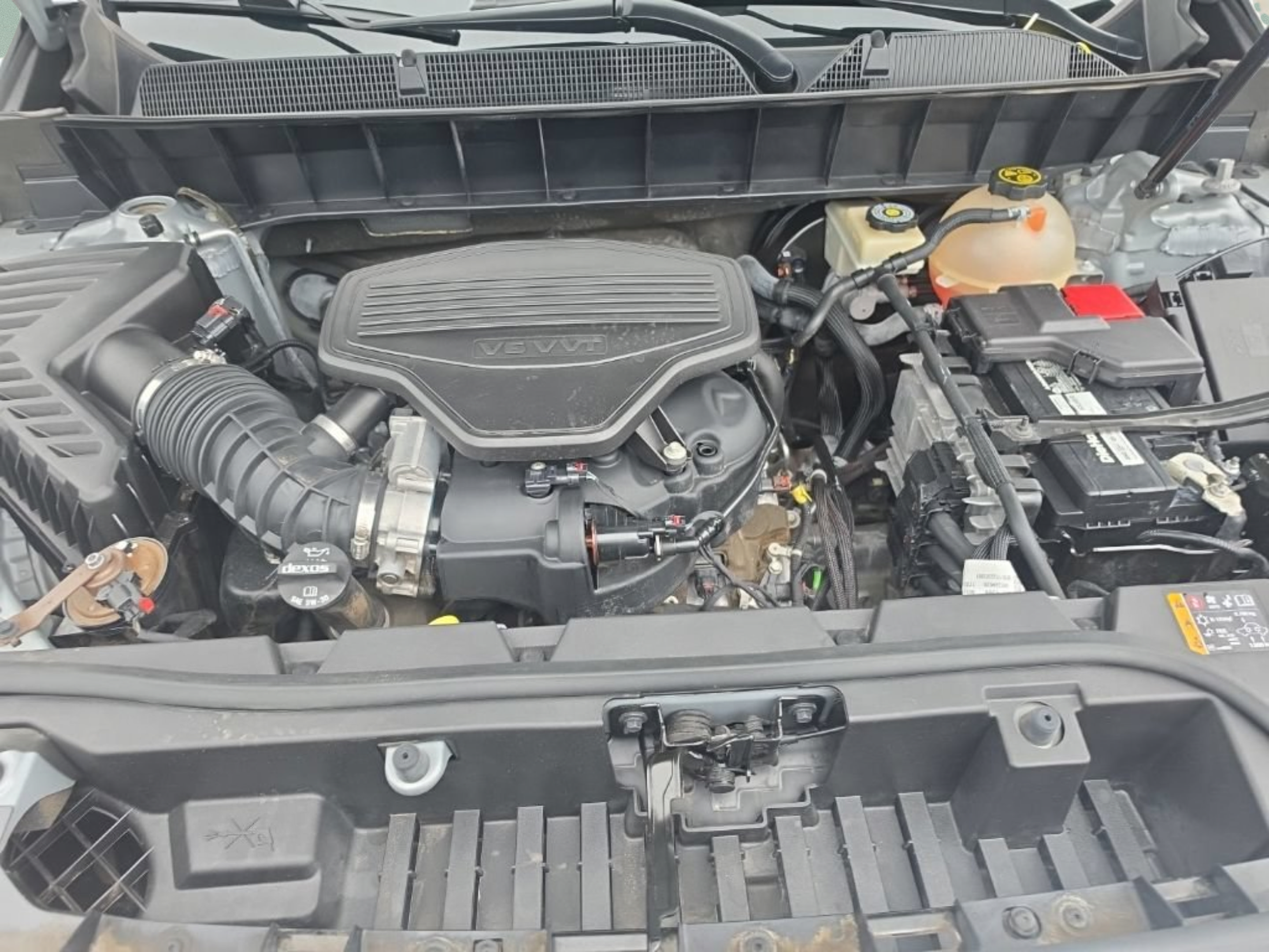 Used 2018 GMC Acadia SLT FWD image 12