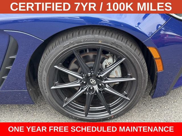 Used 2024 Toyota GR86 Premium RWD image 7