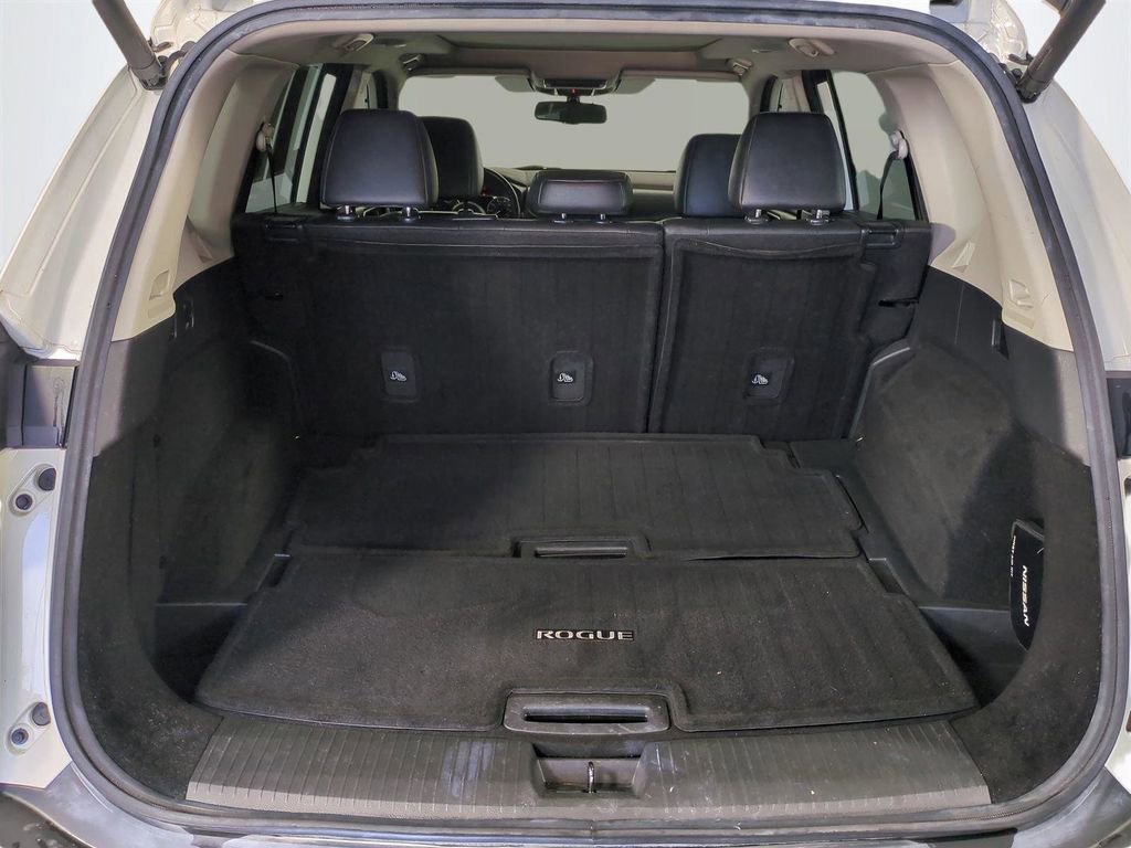 Used 2021 Nissan Rogue SL FWD image 14