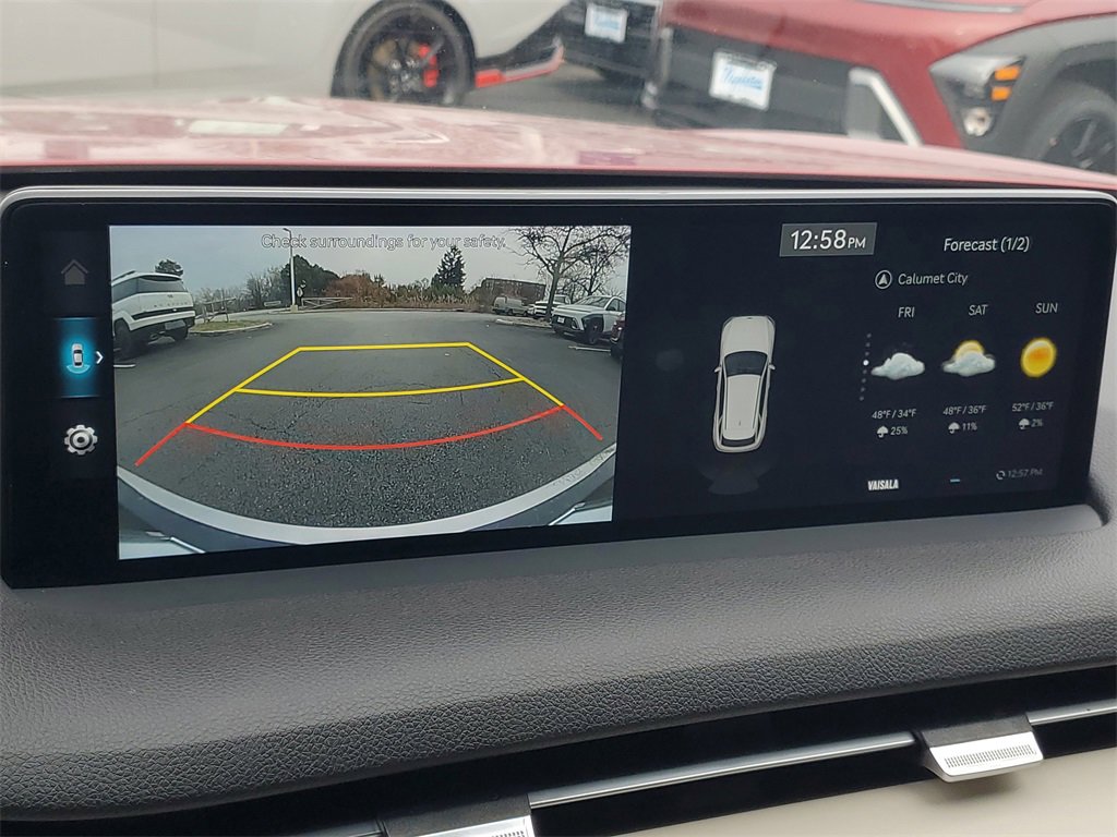 Used 2024 Genesis GV70 2.5T w/ Select Package image 17