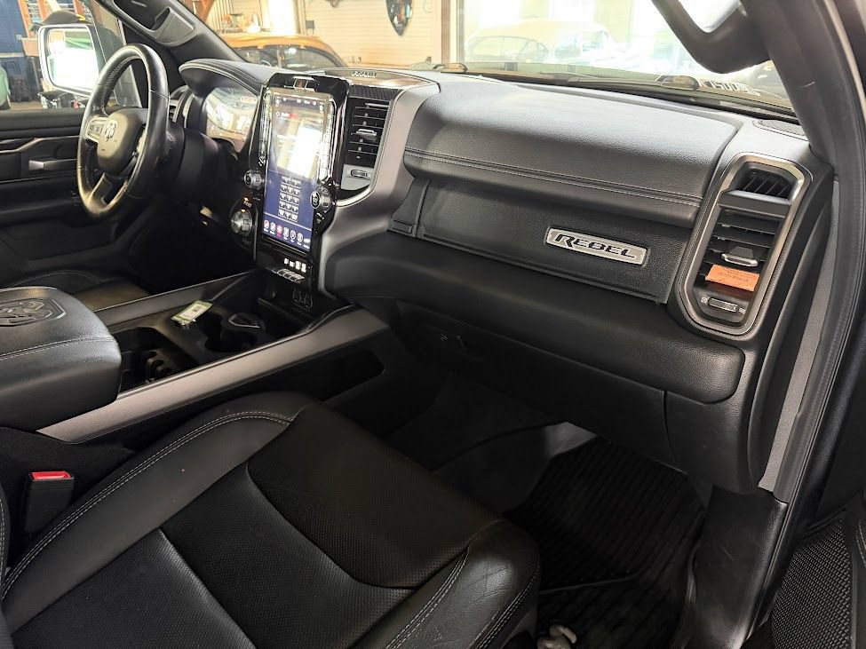 Used 2020 RAM 1500 Rebel AWD/4WD image 12