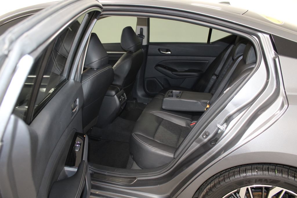 Used 2024 Nissan Altima 2.5 SL image 24